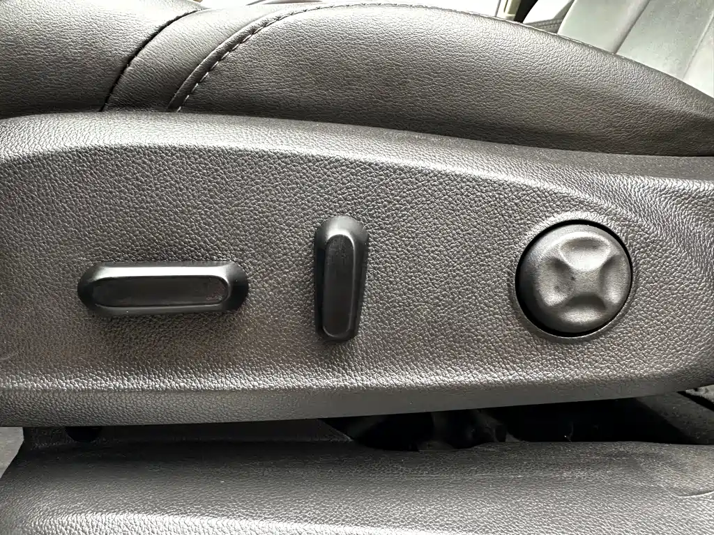 Buick Envision Plus — фото 19