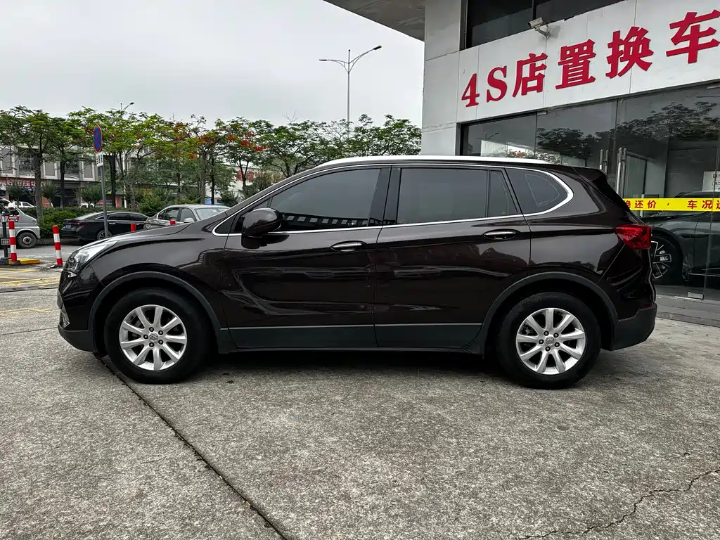 Buick Envision Plus — фото 7