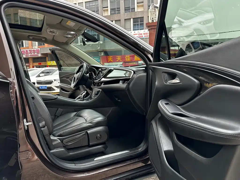 Buick Envision Plus — фото 8