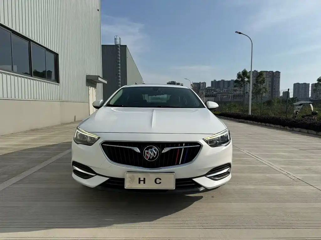 Buick Regal — фото 3
