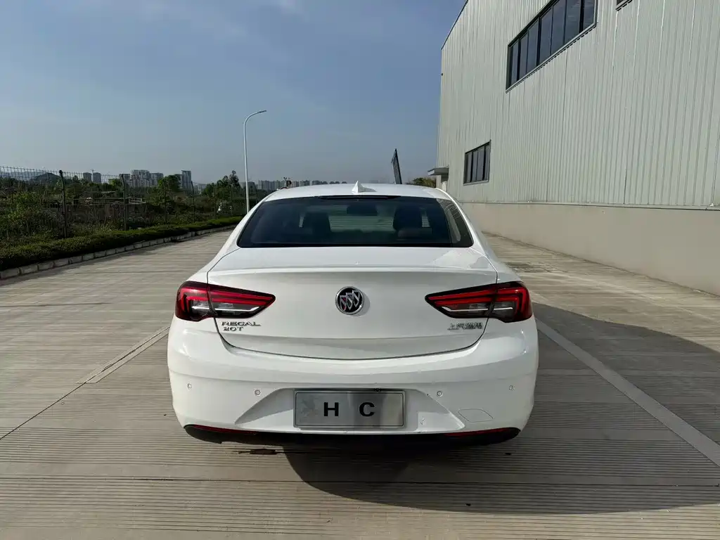 Buick Regal — фото 4