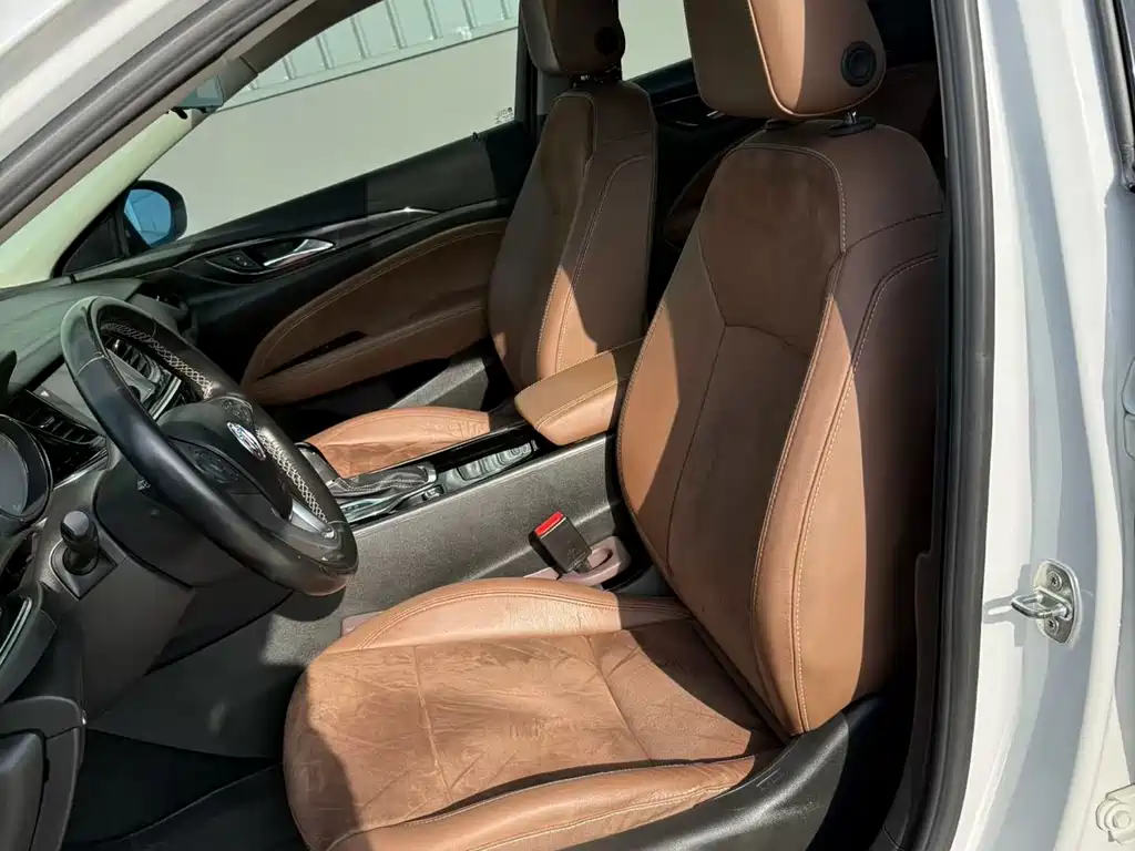 Buick Regal — фото 6