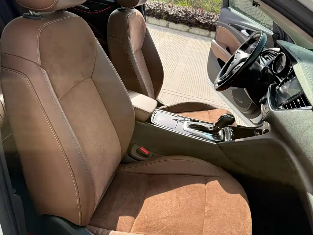 Buick Regal — фото 7
