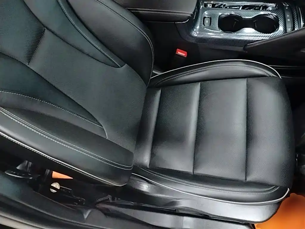Buick Envision Plus — фото 25