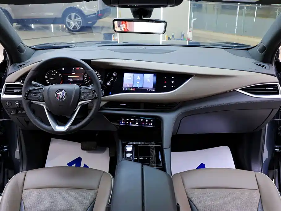 Buick Enclave — фото 18