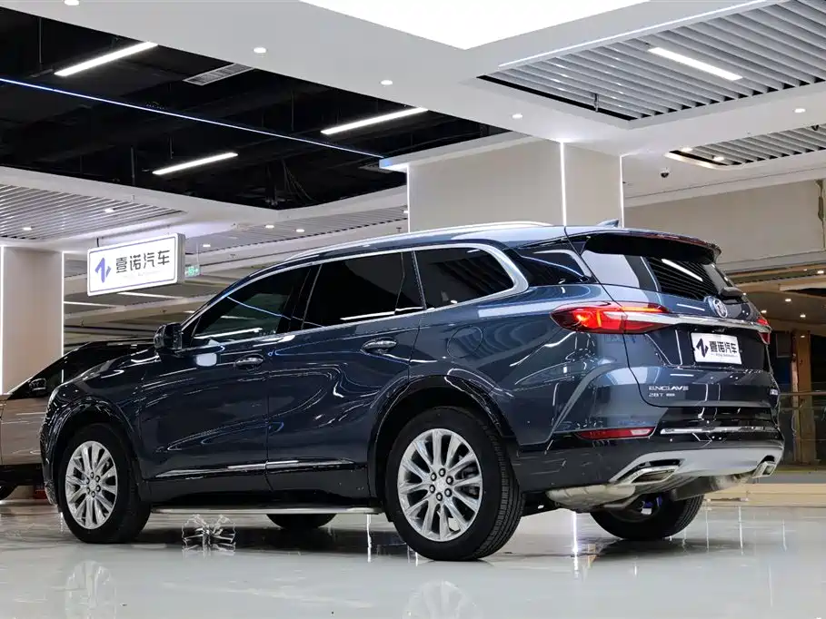 Buick Enclave — фото 5