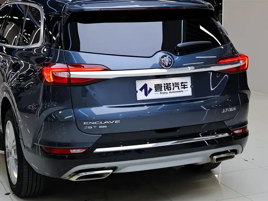 Buick Enclave — фото 6