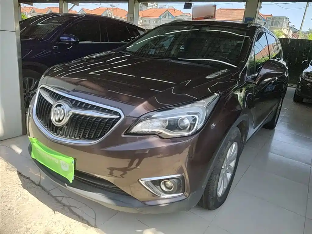 Buick Envision Plus — фото 2