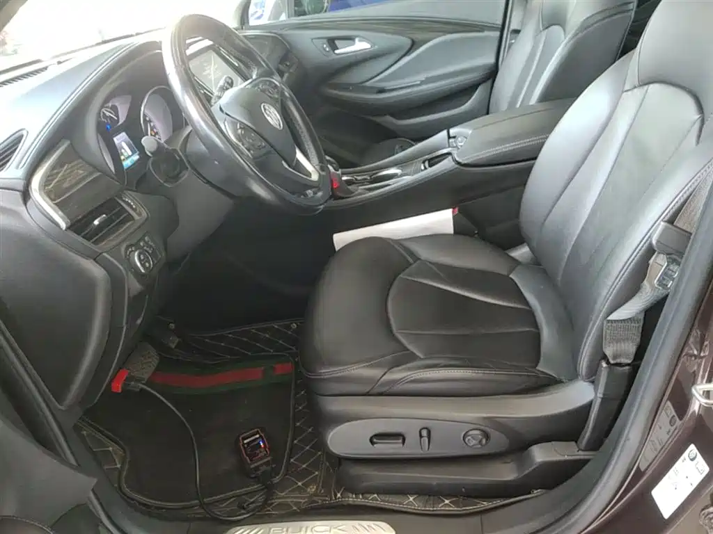 Buick Envision Plus — фото 15