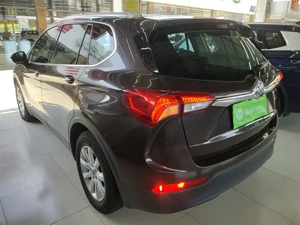Buick Envision Plus — фото 5