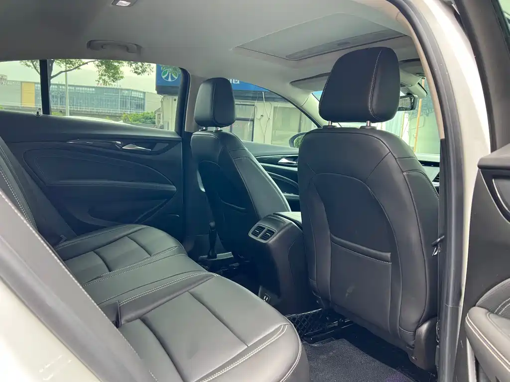 Buick Regal — фото 8