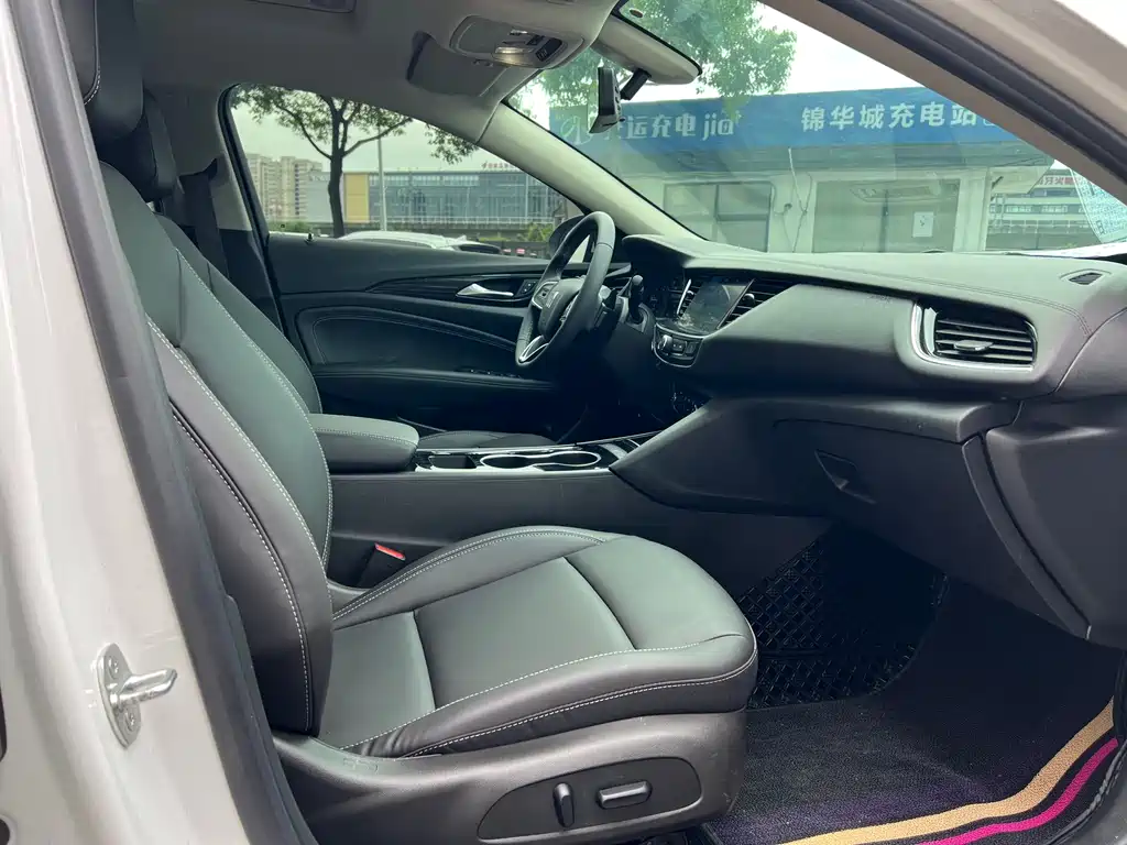Buick Regal — фото 10