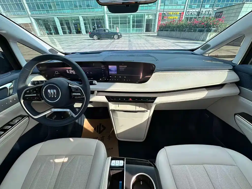 Buick GL8 Hybrid — фото 7