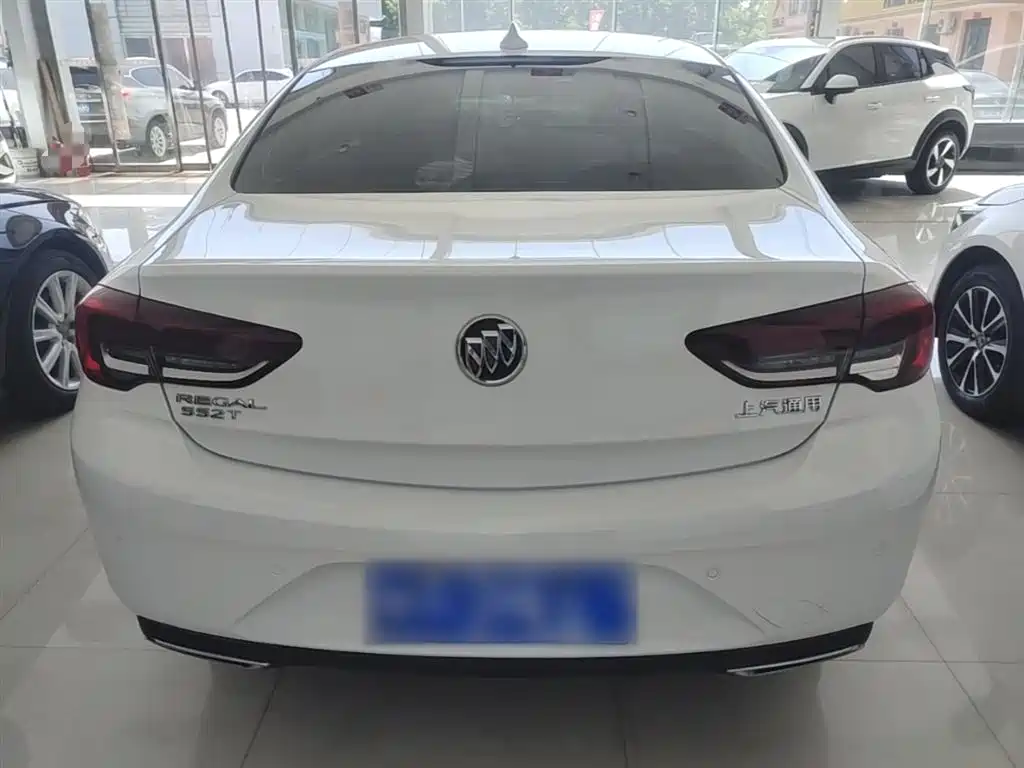 Buick Regal — фото 6