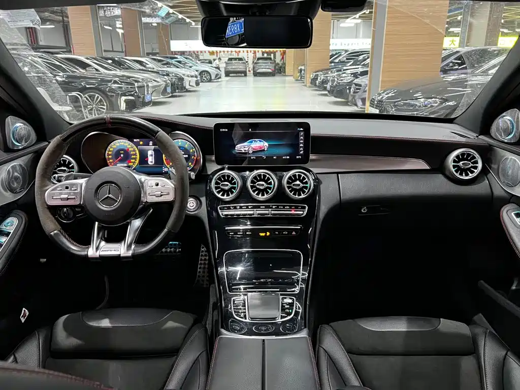 Mercedes-Benz C-Class AMG — фото 11