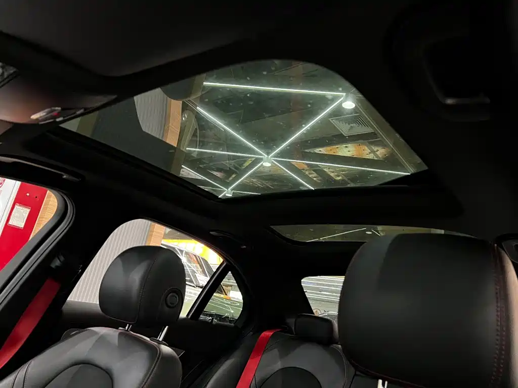 Mercedes-Benz C-Class AMG — фото 15