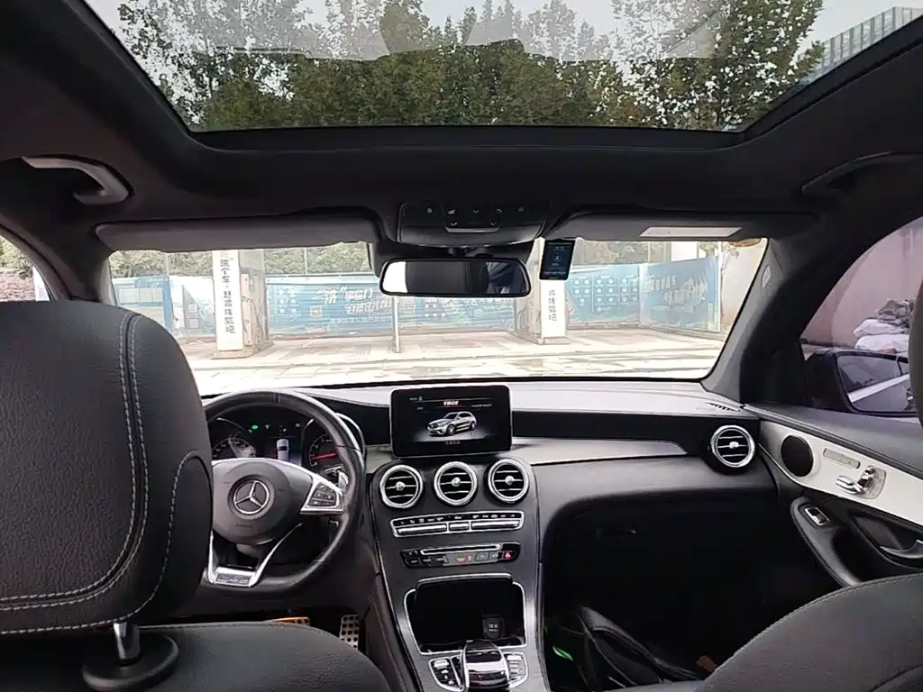 Mercedes-Benz GLC AMG — фото 17
