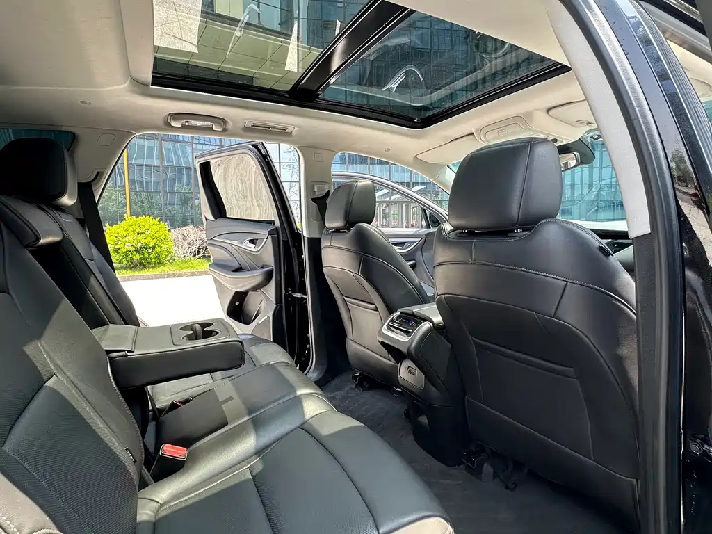 Buick Enclave — фото 11