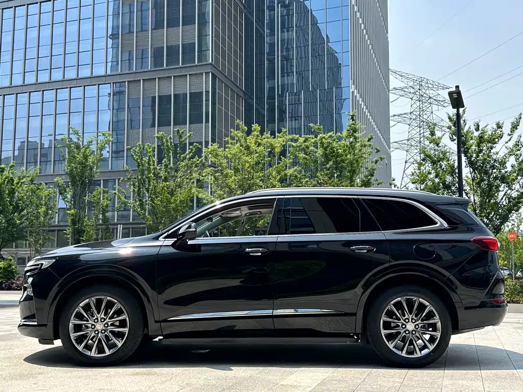 Buick Enclave — фото 23