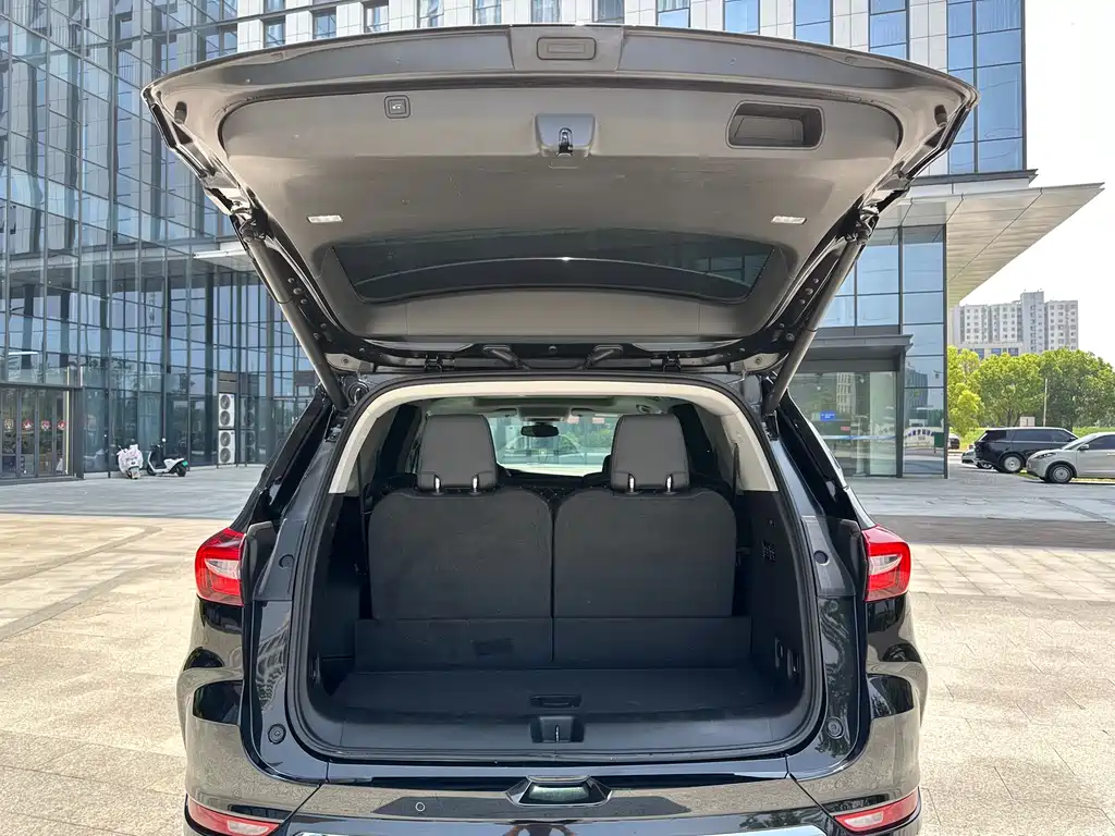 Buick Enclave — фото 28