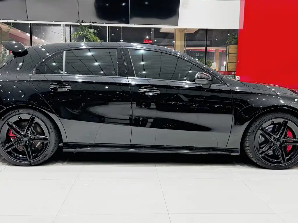 Mercedes-Benz A-Class AMG (Import) — фото 7