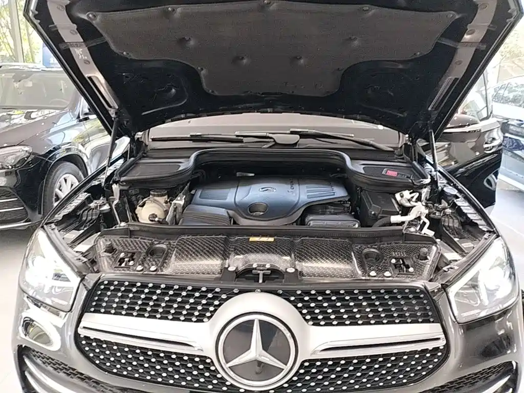Mercedes-Benz GLE (Import) — фото 19
