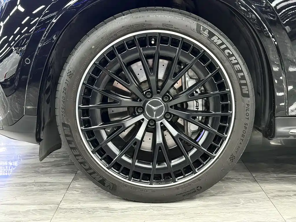Mercedes-Benz GLC AMG — фото 19