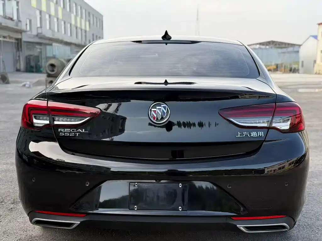 Buick Regal — фото 4