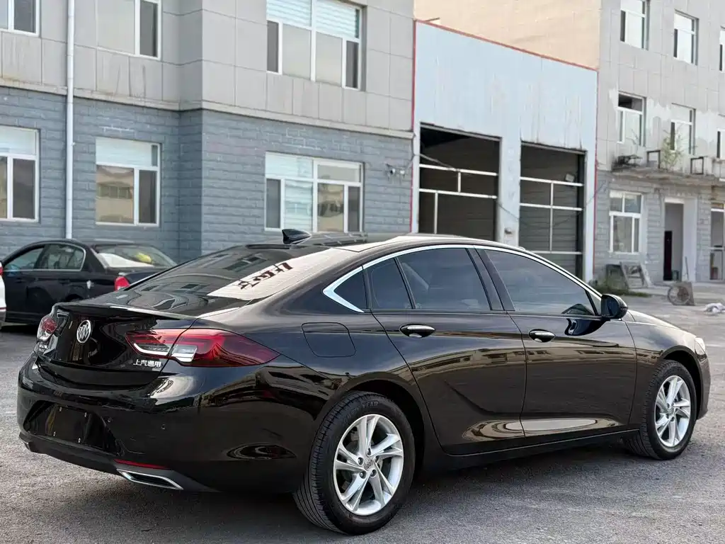 Buick Regal — фото 5