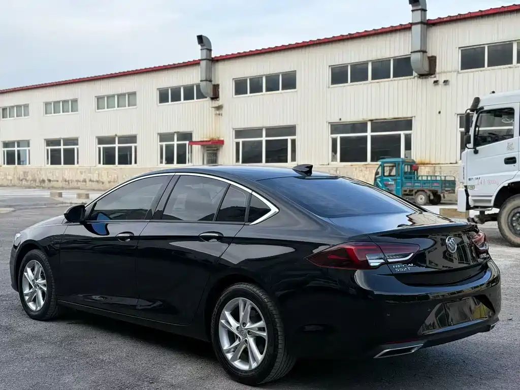 Buick Regal — фото 6