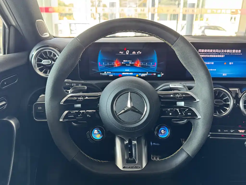 Mercedes-Benz A-Class AMG (Import) — фото 11