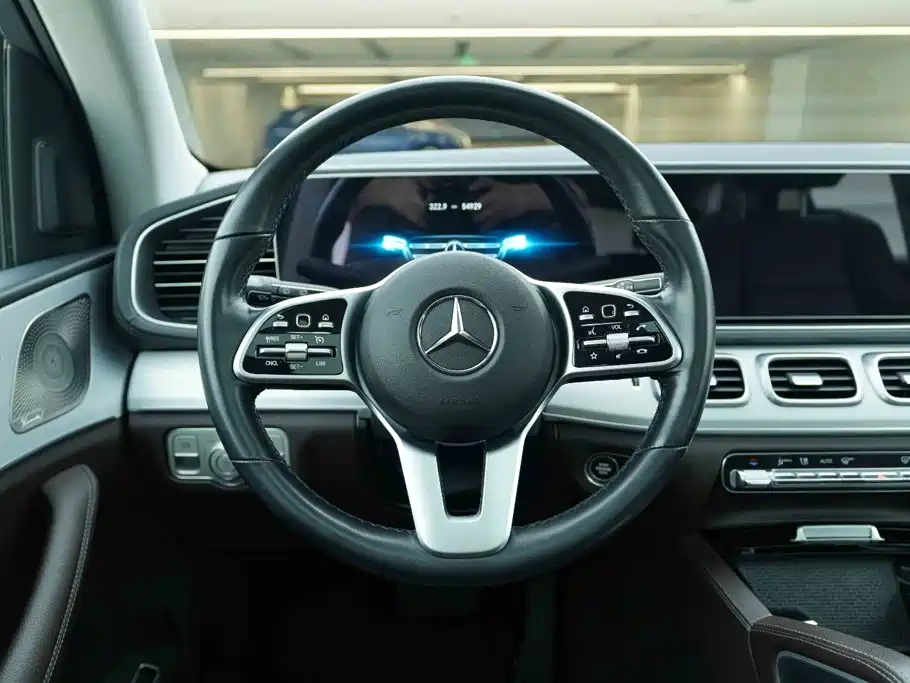 Mercedes-Benz GLE (Import) — фото 17