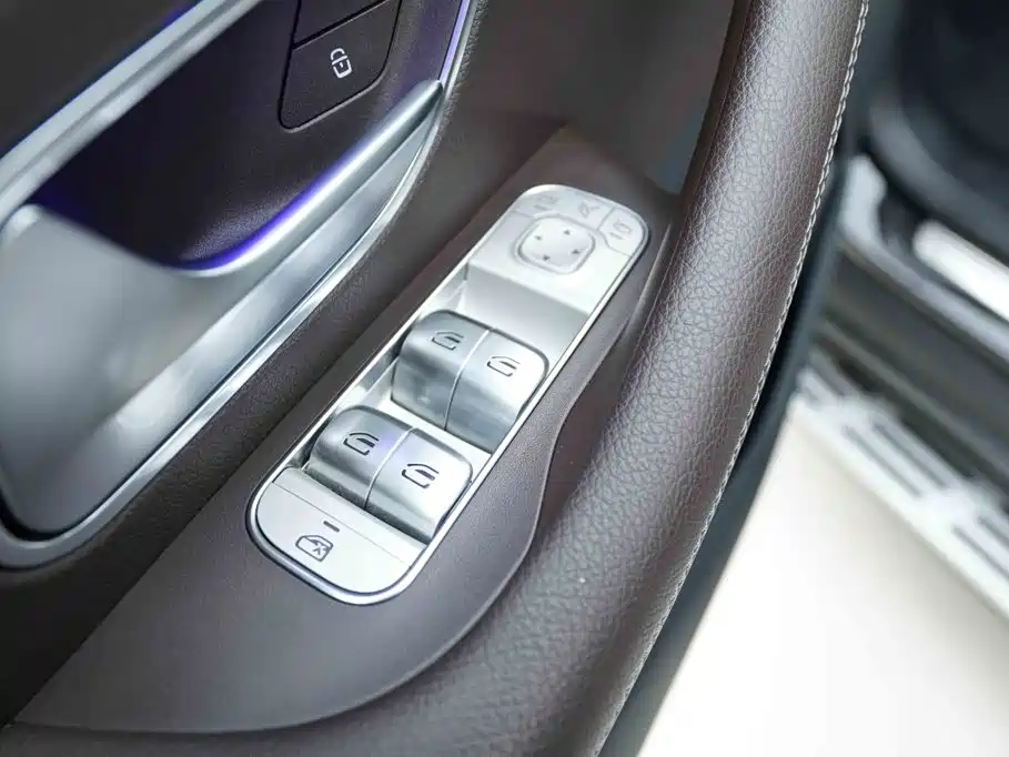 Mercedes-Benz GLE (Import) — фото 9