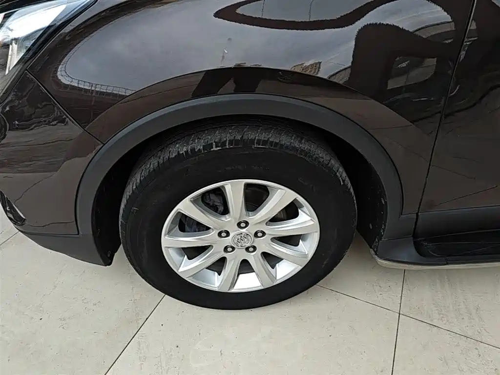 Buick Envision Plus — фото 23