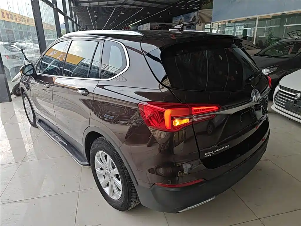Buick Envision Plus — фото 5
