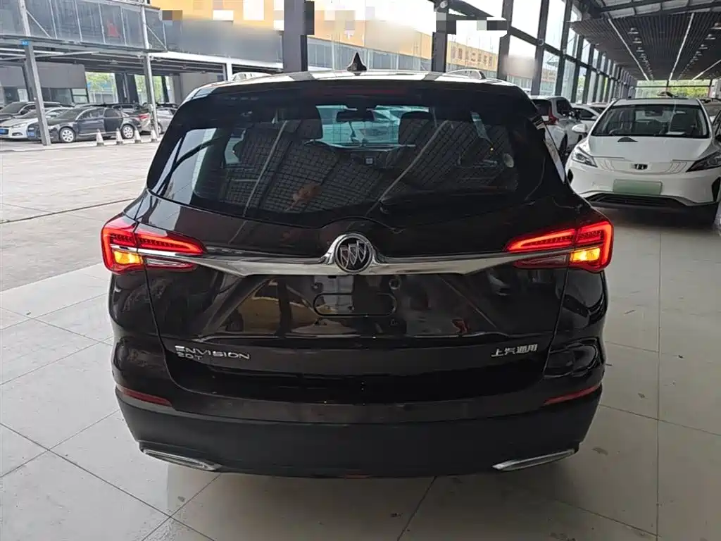 Buick Envision Plus — фото 6
