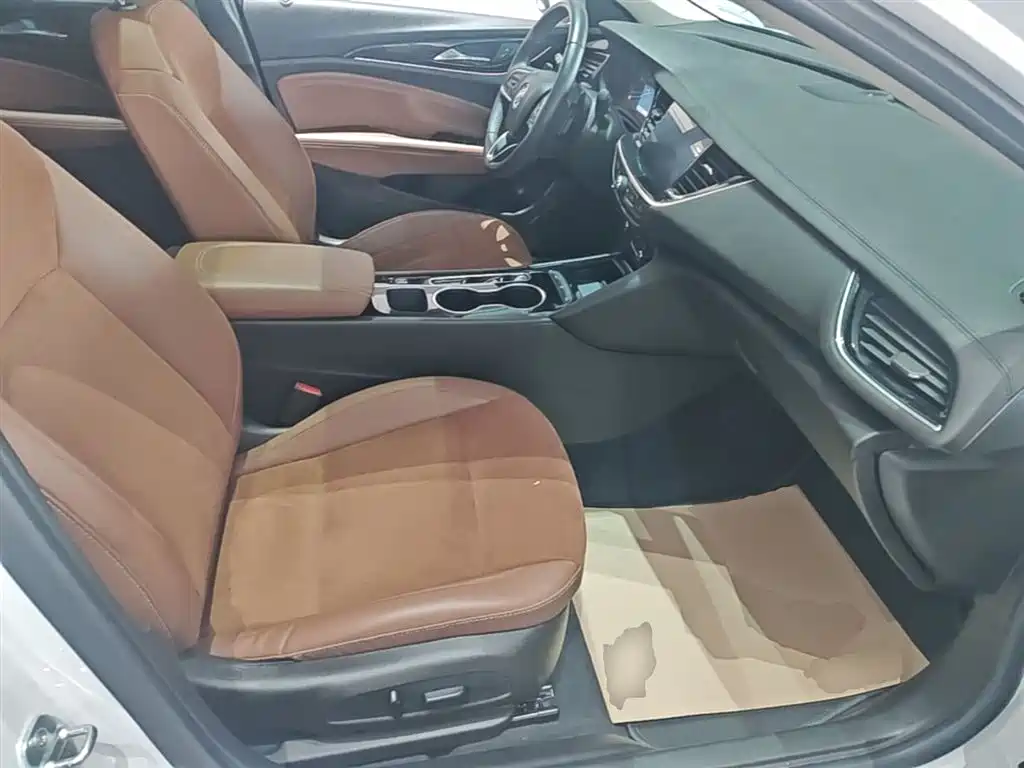 Buick Regal — фото 24