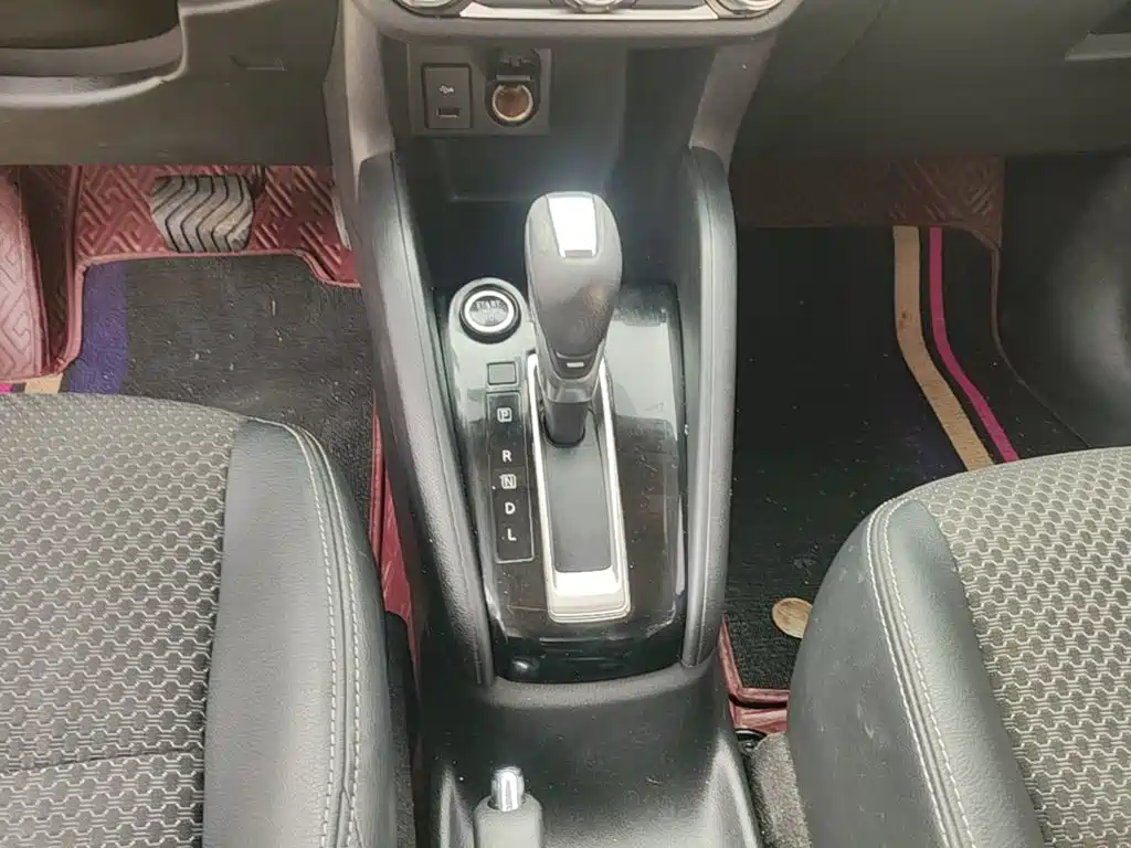 Nissan Kicks — фото 13
