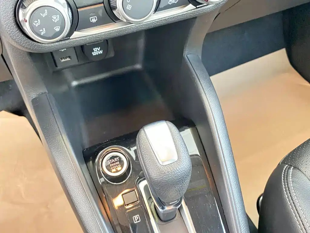 Nissan Kicks — фото 7