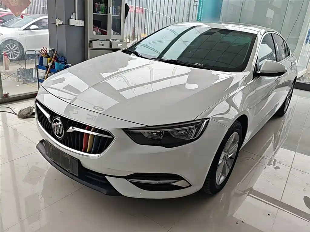 Buick Regal — фото 2
