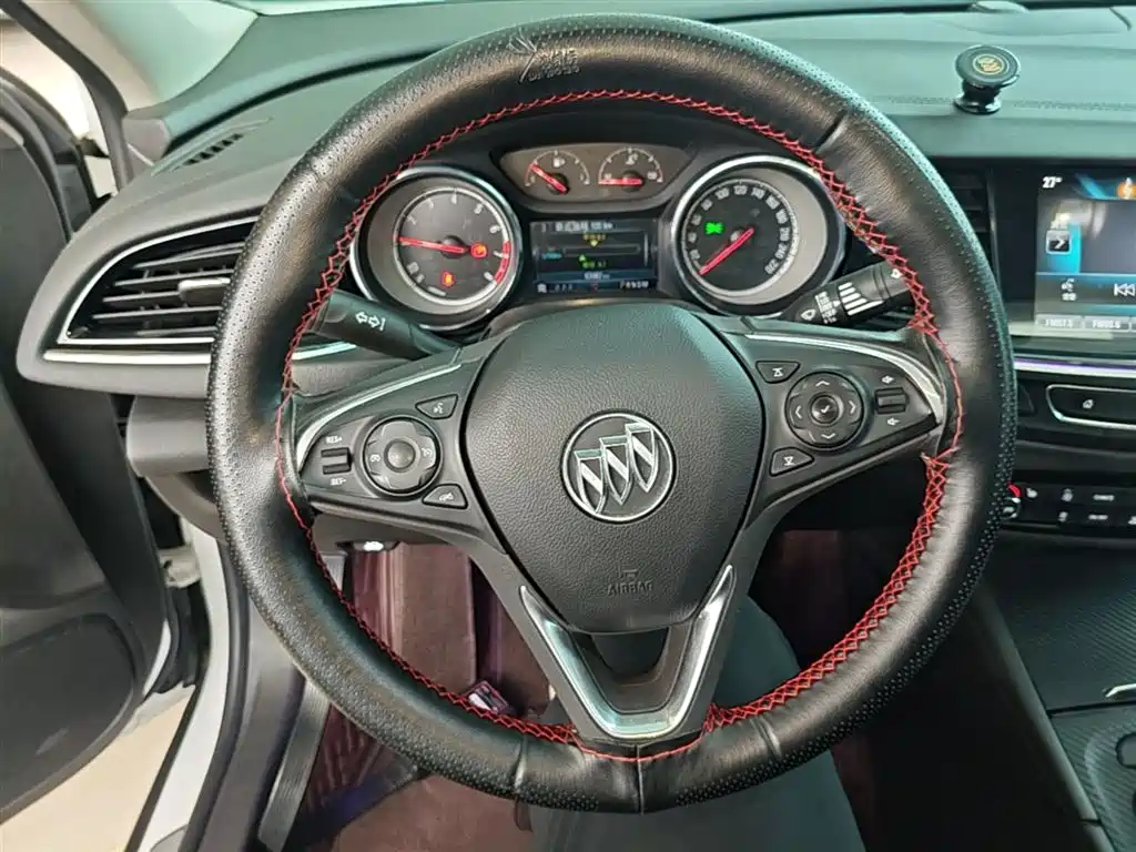 Buick Regal — фото 11