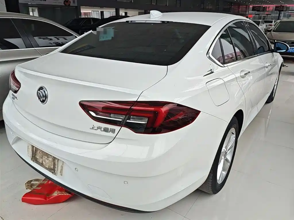 Buick Regal — фото 7