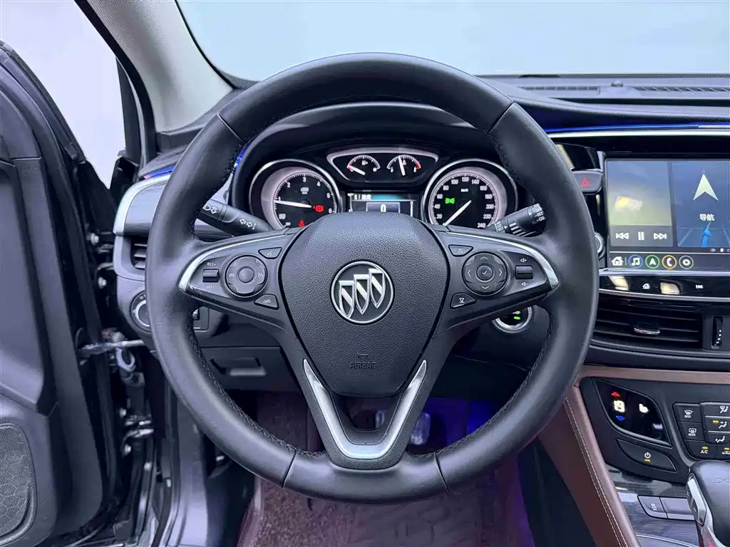 Buick Envision Plus — фото 15