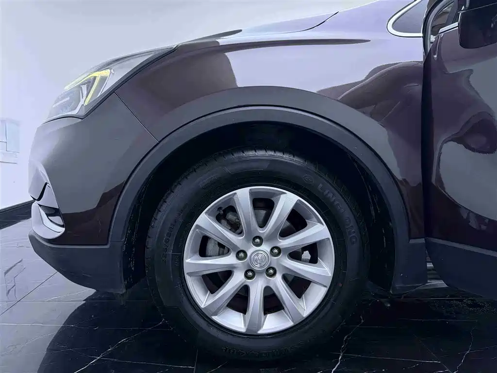 Buick Envision Plus — фото 18