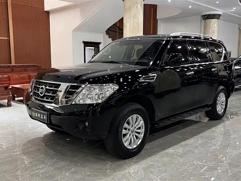 Nissan Patrol — фото 2