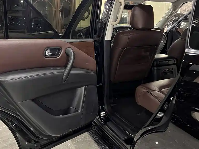 Nissan Patrol — фото 14