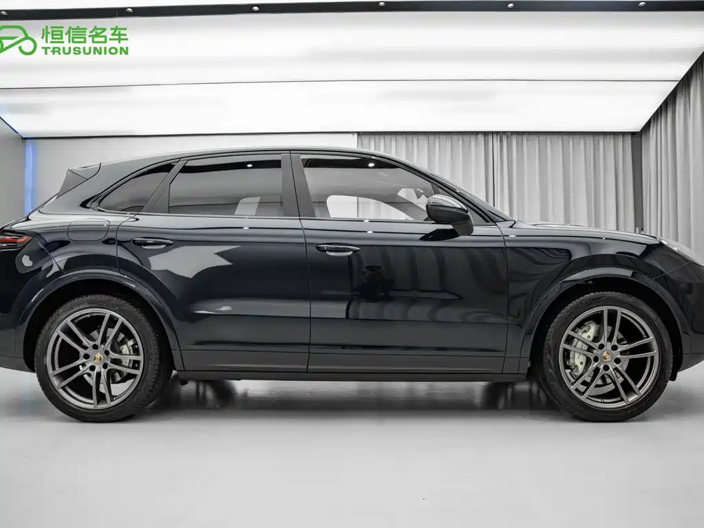 Porsche Cayenne Hybrid — фото 2