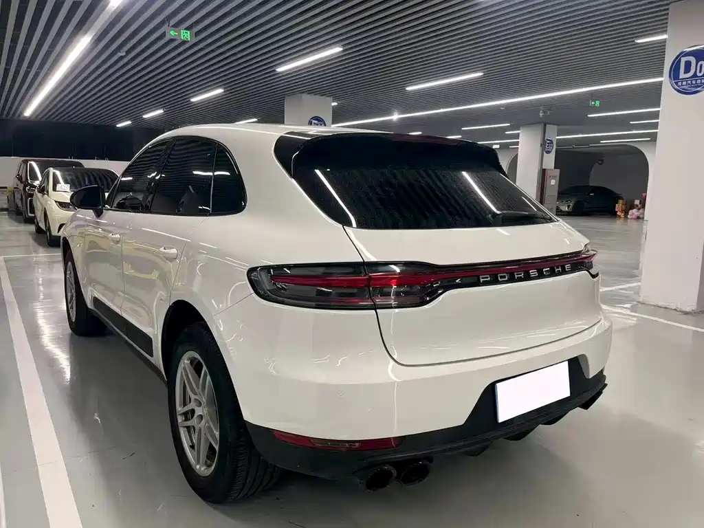 Porsche Macan — фото 4
