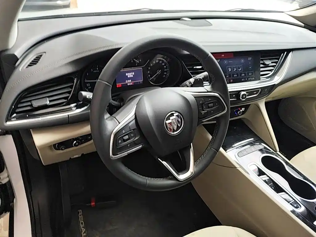 Buick Regal — фото 11