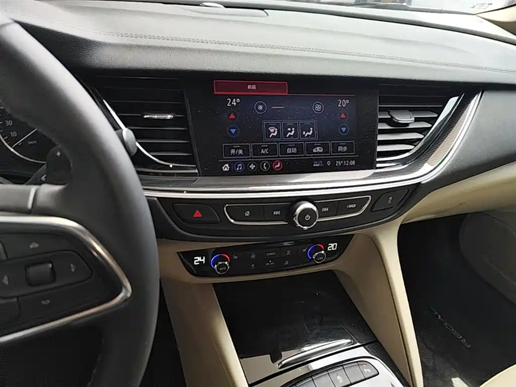 Buick Regal — фото 13